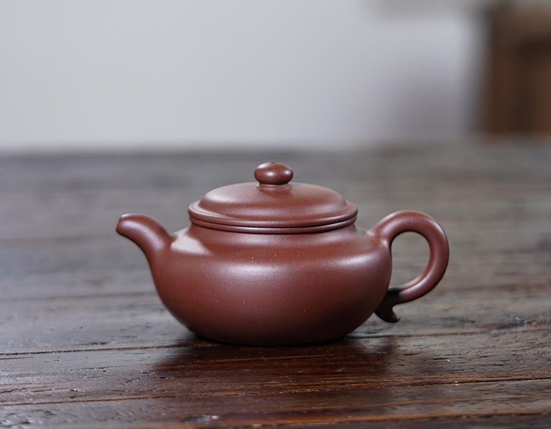 250cc紫泥仿古壶