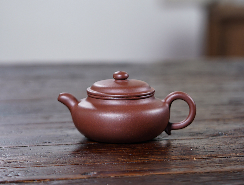 250cc紫泥捺底仿古壶